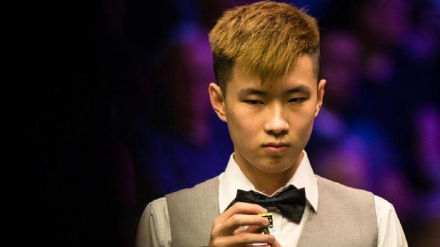 迎来更加健 迎来更加健