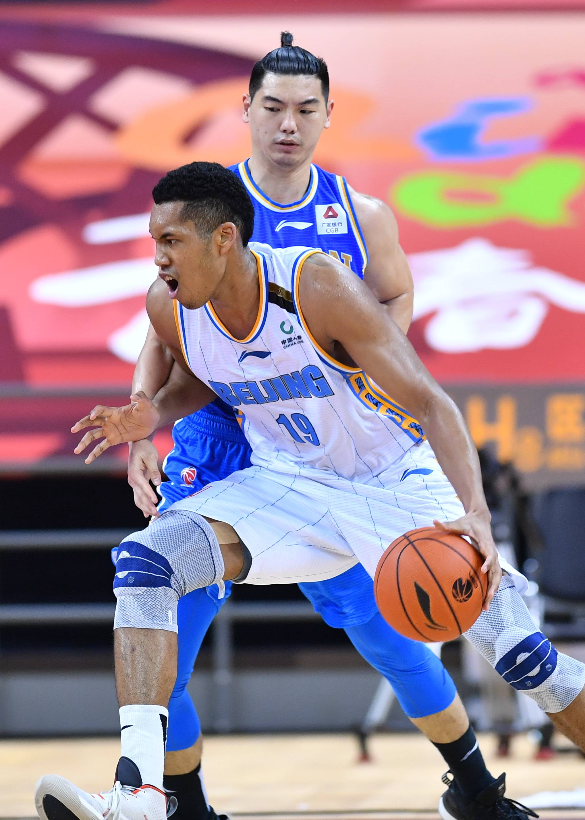 以赛车运动 以赛车运动